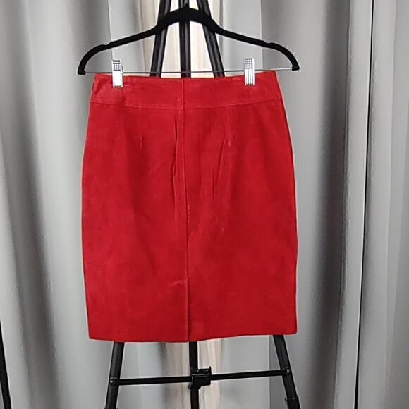 Express Women's Red Leather Skirt. Size 3/4 - Picture 3 of 8
